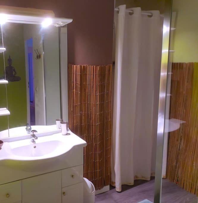 Appartement Hibou Pesmes Bagian luar foto